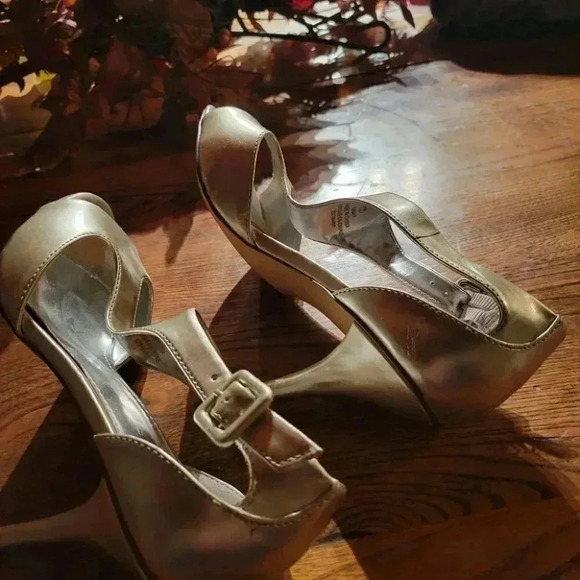 George Silver High Heeled Sandals with ankle strap and Buckle size  7 - Picture 6 of 9